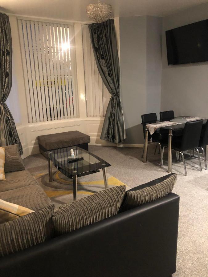 Baxter Holiday Apartments Blackpool Bagian luar foto