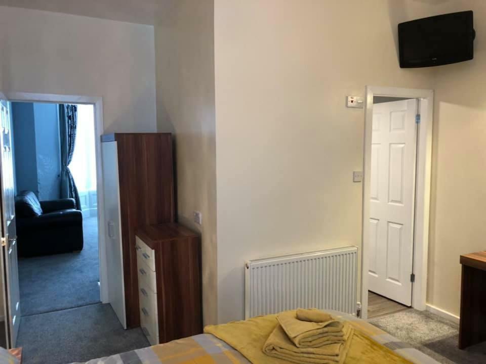 Baxter Holiday Apartments Blackpool Bagian luar foto